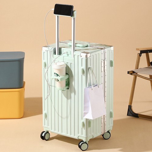 Aluminum Travel Luggage 28/32'' – Spinner Wheels, Lock, USB Charging - Picture 9 of 18