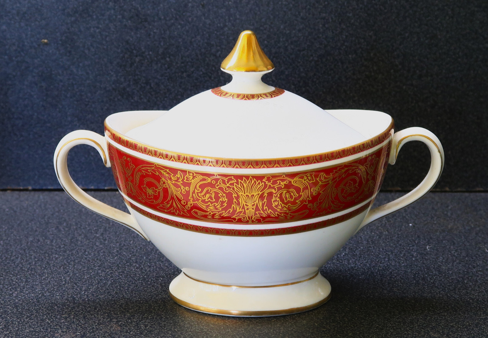 Sucrier Royal Doulton idéal pour le thé de l'après-midi 35cl