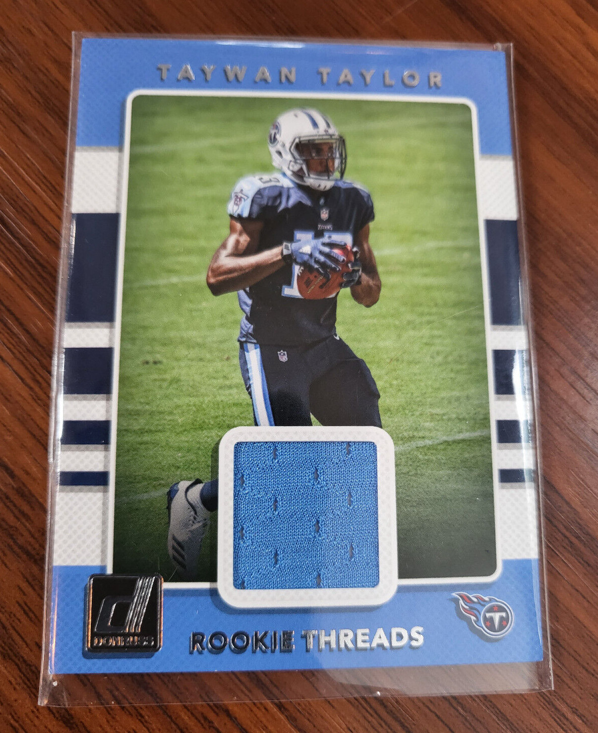 Taywan Taylor Panini Donruss Rookie Threads #19 Base