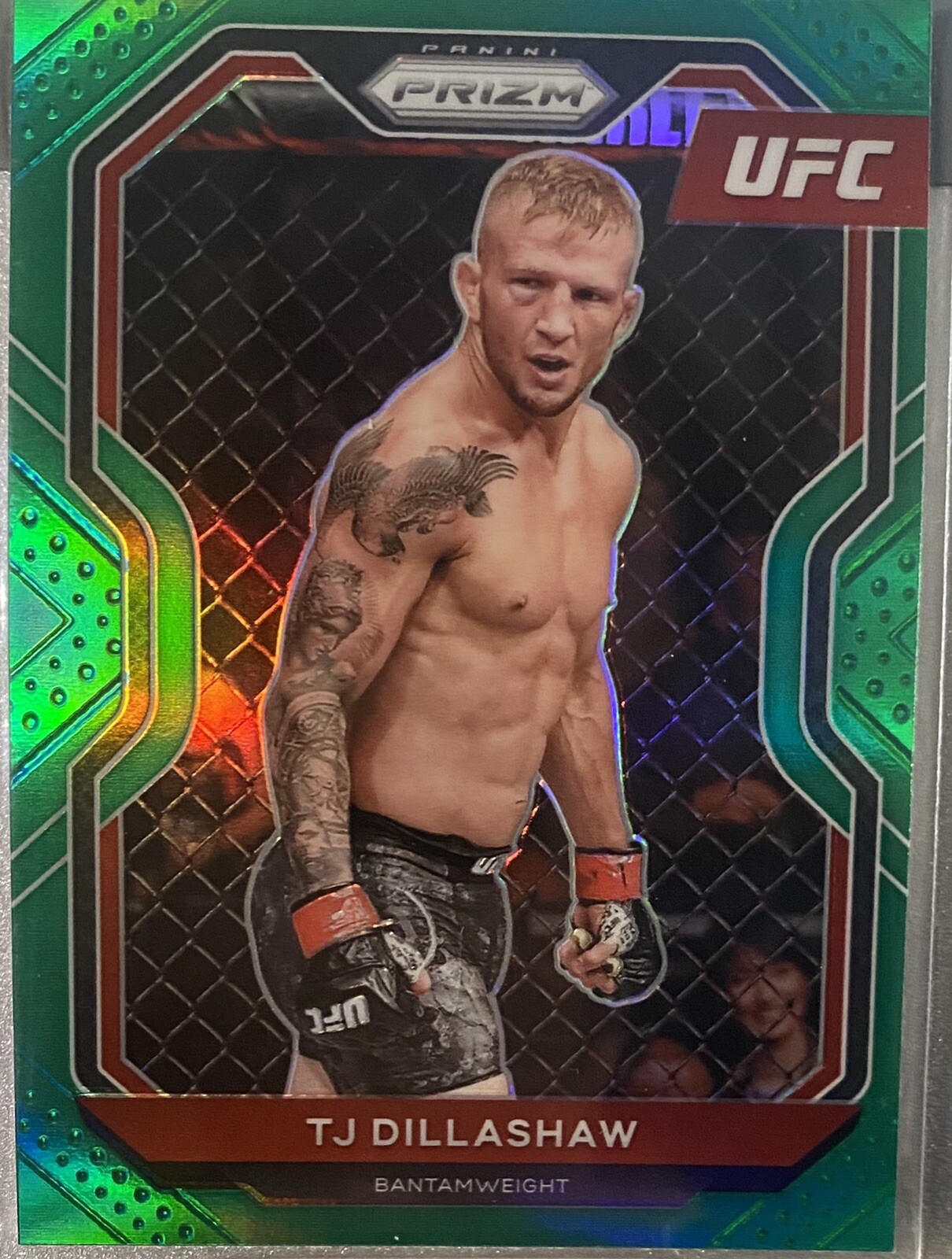 TJ DILLASHAW 2021 UFC PRIZM DEBUT EDITION GREEN PRIZM CARD 23