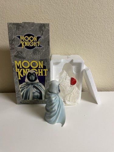Bowen Designs - Marvel Universe - Moon Knight Mini Bust (#1647/#5000) - Picture 9 of 12