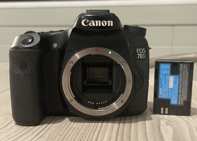 Canon EOS 70D 20.2MP Digital SLR DSLR Camera Body Only