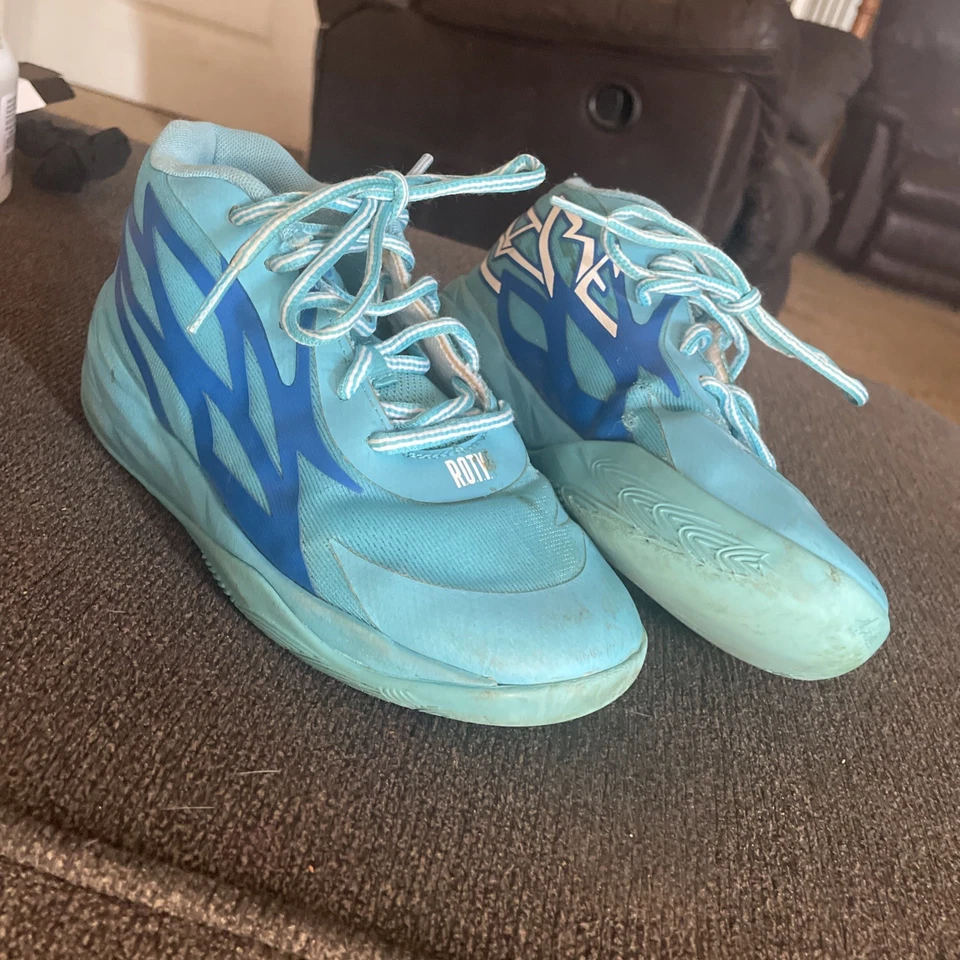 Zapatillas deportivas juveniles PUMA Melo Roty LaMelo Ball 2c para niños azules, talla 2 Foto 3 de 3