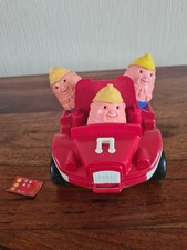 VINTAGE 1970'S AIRFIX FIRE TRUCK & FIREMEN WEEBLES