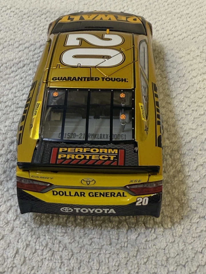 1/24 2015 color líquido Dewalt XR Kenseth. 1 de 72 Foto 3 de 4