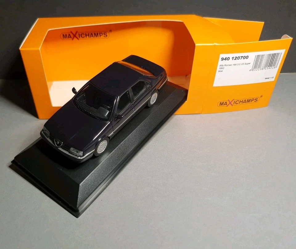 Maxichamps by Minichamps Alfa 164 3.0 V6 Super 1992 Dunkelblau 1:43 OVP