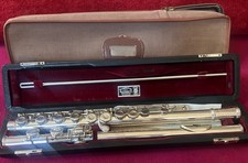STUNNING SOLID SILVER VINTAGE 1950  HAYNES FLUTE HANDMADE .016 BODY W/CASE