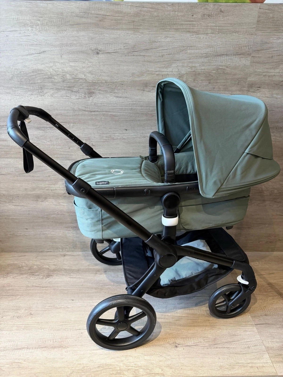 Bugaboo Fox 5 — Forest Green
Opens in a new window or tab