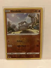 Pokémon TCG Geodude Fusion Strike 135/264 Reverse Holo NM