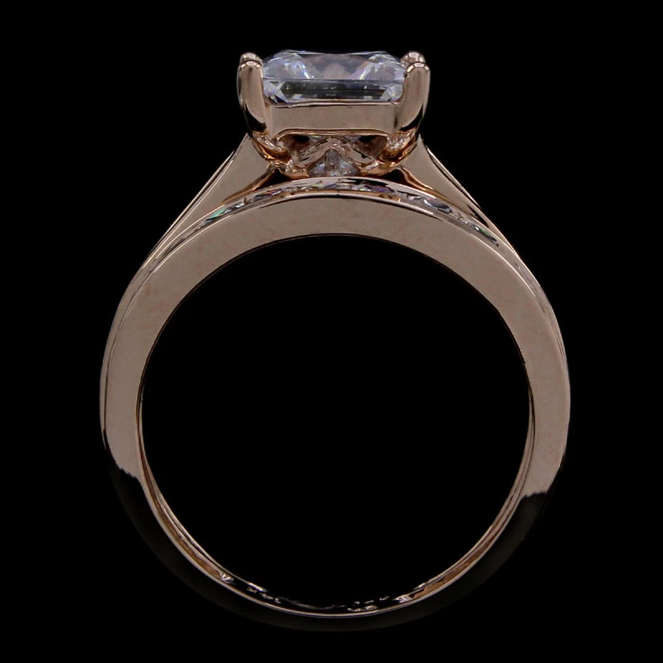 Обручальное кольцо из розового золота 14 карат с муассанитом огранки принцессы D/VVS1 2,75 карата - Изображение 3 из 4