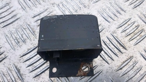 BMW R65 1980 LICHTMASCHINE SPANNUNGSREGLER. BOSCH