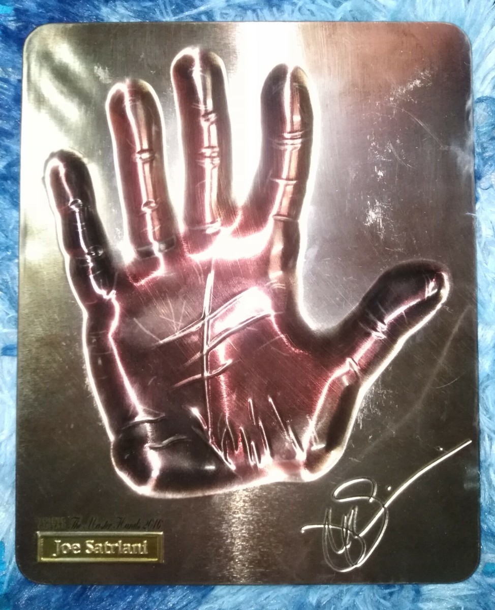 手形 The Master Hands 2015 Young Guitar Price Drop NO BOX Joe Satriani Handprint Metal Plate Young