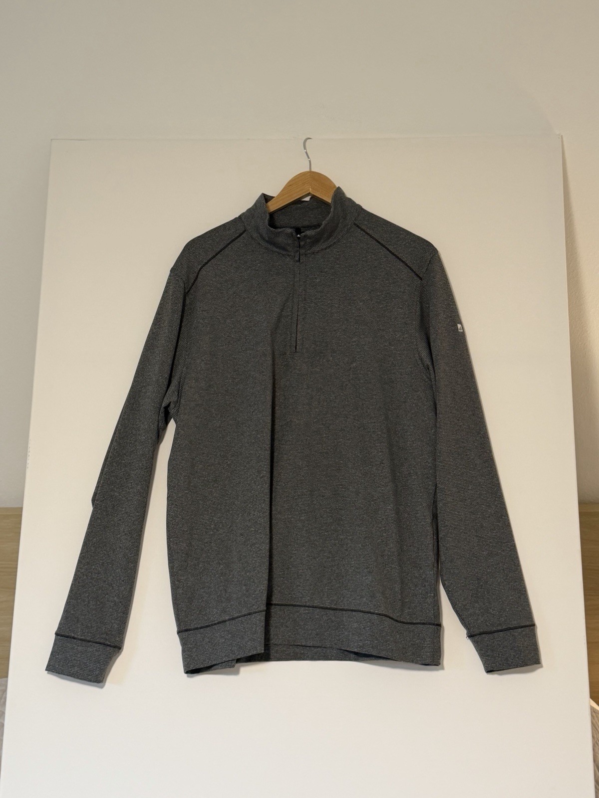 Cutter & Buck CB DryTec 50+ Men's L Gray Striped 1/4 Zip Mock Neck Pullover