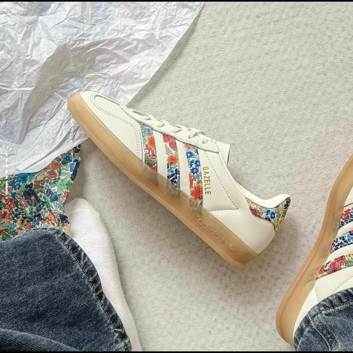Liberty London x adidas Gazelle Indoor Floral Embroidery Off White