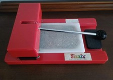Original Red Sizzix Die Cutting Machine Provo...