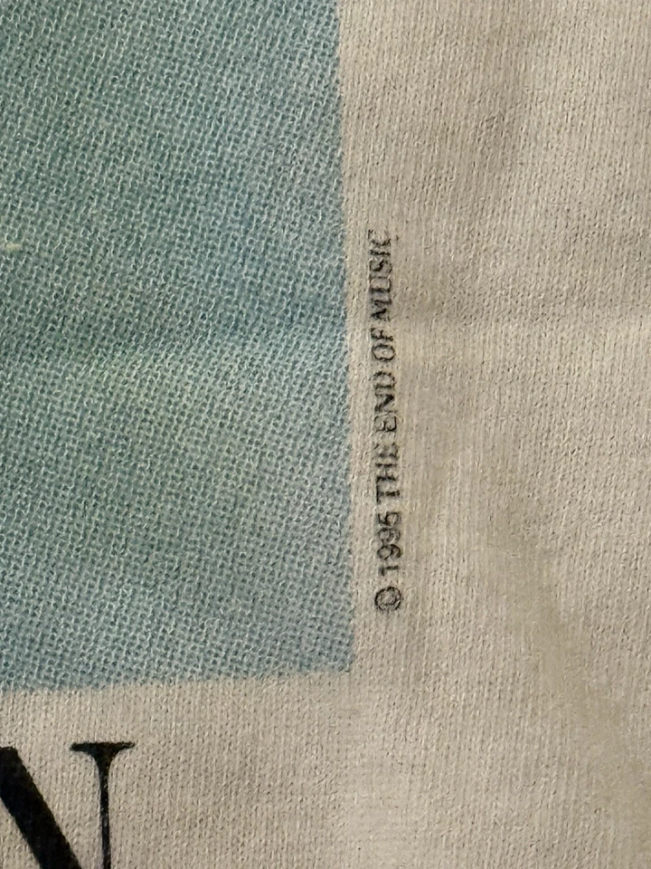 Nirvana Kurt Cobain Child Memorial TShirt Size Large - Image 3 of 4