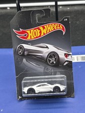 2020 Hot Wheels Exotic Series Walmart Exclusive ‘17 Ford GT White - New In Case