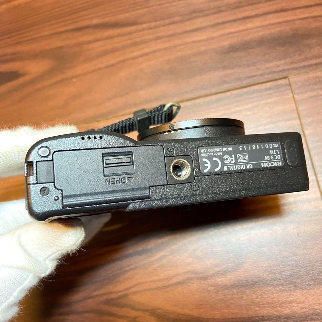 RICOH GR DIGITAL III Digital Camera 3444 From Japan
