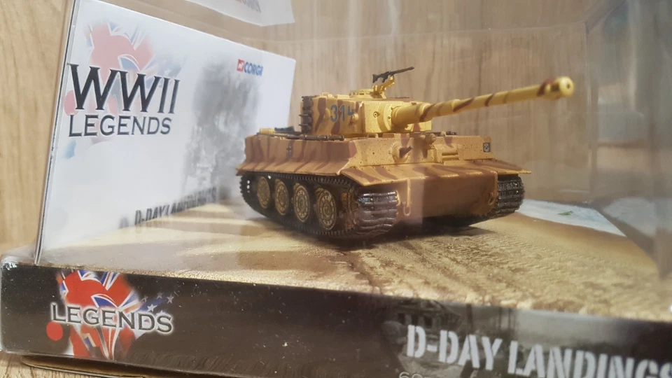 CORGI WORLD WAR II GERMAN TIGER TANK 101st SS 1/50 #CC60502 - Photo 2/3