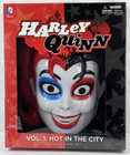 Harley Quinn Vol 1 Hot In the City Book and Mask Set 2016 DC Comics Halloween