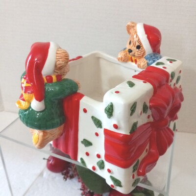 Holiday 1998 FIJI ''Let's Peek'' Ceramic Planter w/Santa & Bears 7''x5'' Tabletop 