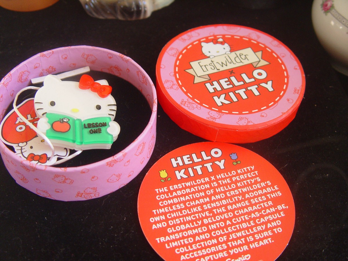 ERSTWILDER HELLO KITTY SANRIO LESSON ONE RESIN BROOCH