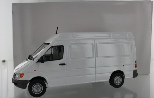 CAMION ELIGOR 1/43 Mercedes Benz porteur La Poste Suisse Post