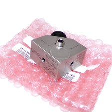 Sensori IMI Accelerometro industriale triassiale di precisione ICP® modello 629A31