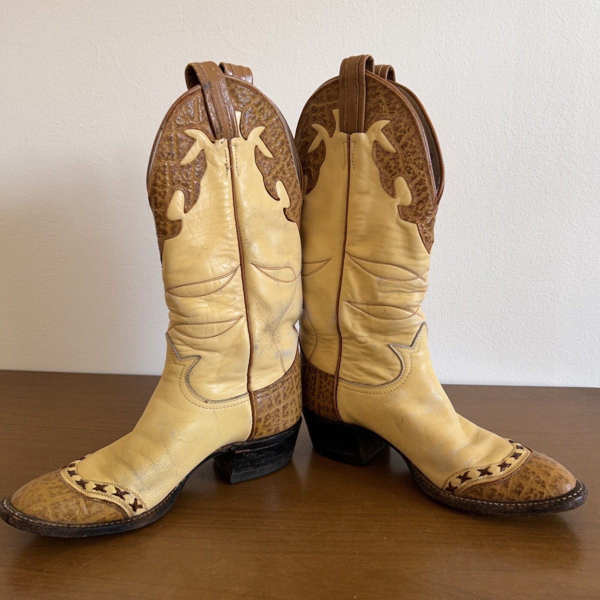 Vintage 70's Tony Lama Cowboy Boots Tan Beige Leather Western 260