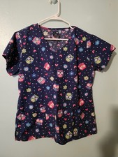 Zoe And Chloe Brand Colorful Owls On Blue Scrub Top - sz M