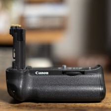 Canon BG-E20 Battery Grip EOS 5D Mark IV for Vertical Shooting/Shutter Release