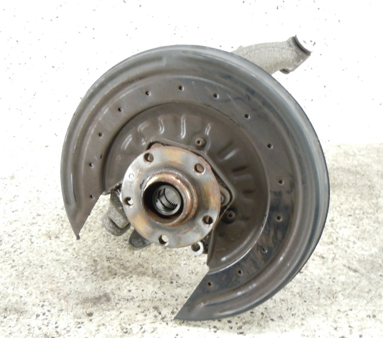 2006 06 Bentley Continental Flying Spur Rear Spindle Knuckle Hub Driver Left OEM