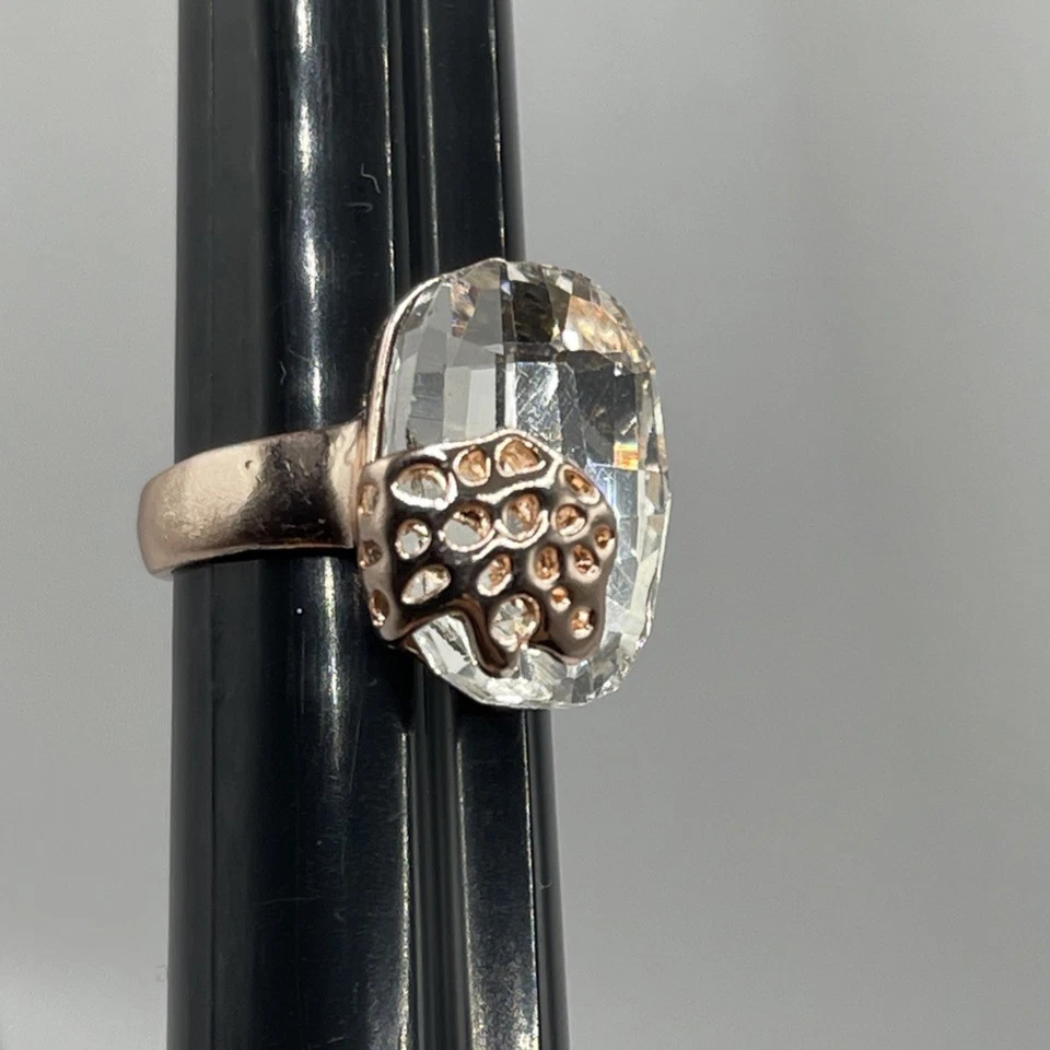 Rose Gold Filled Cheetah Leopard Colorless Clear Oval Rhinestone Ring Size 6.75  - Image 3 of 4