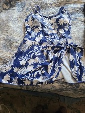 Womens XL bathing suits. 2 bathing suits.