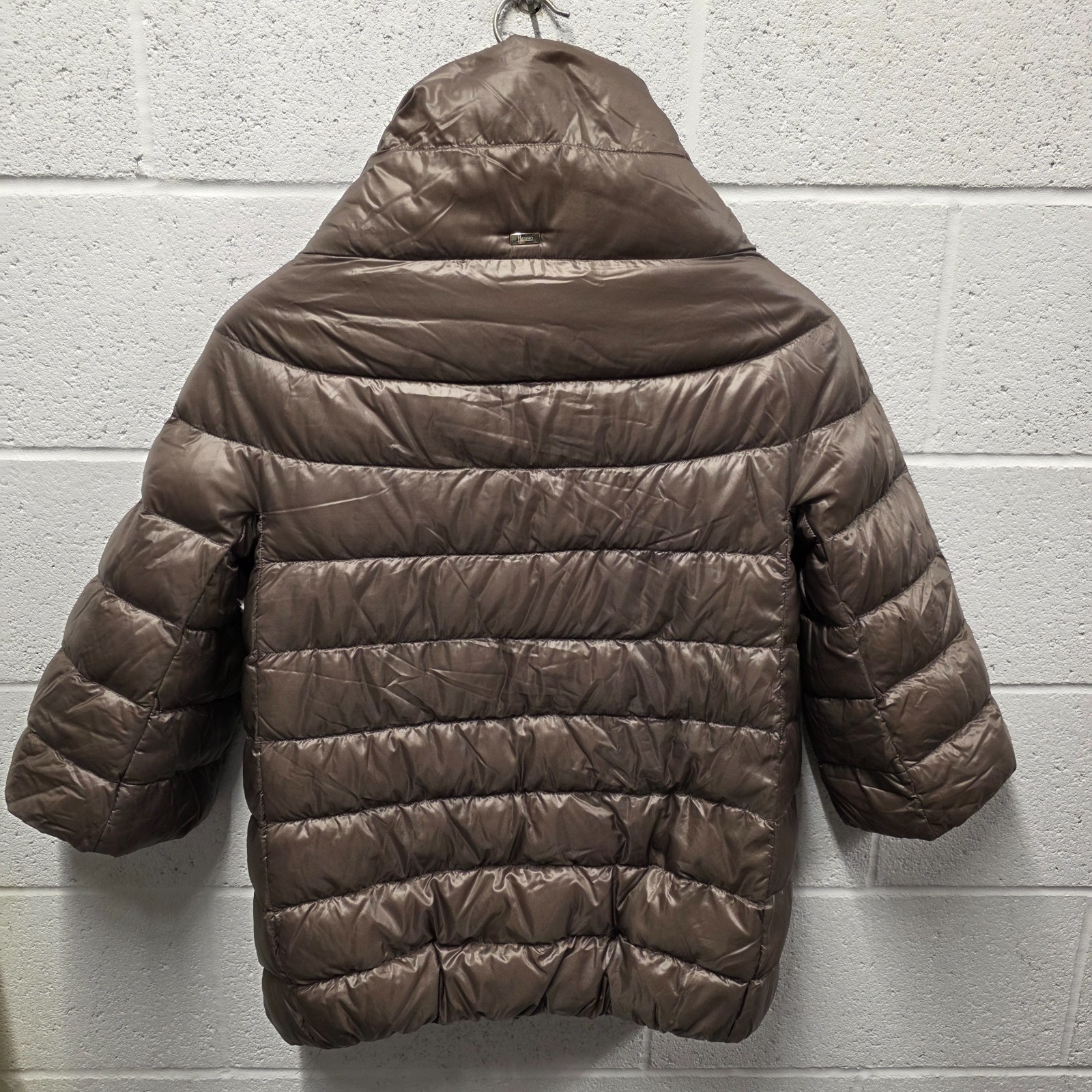 Herno Womans Authentic Down Puffer Jacket Size 40… - image 7
