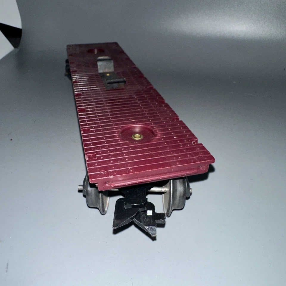 VINTAGE MARX O/O27 FLAT CAR SOUTHERN 51100 MAROON WITH LOAD CLIPS No Box - Image 3 of 4