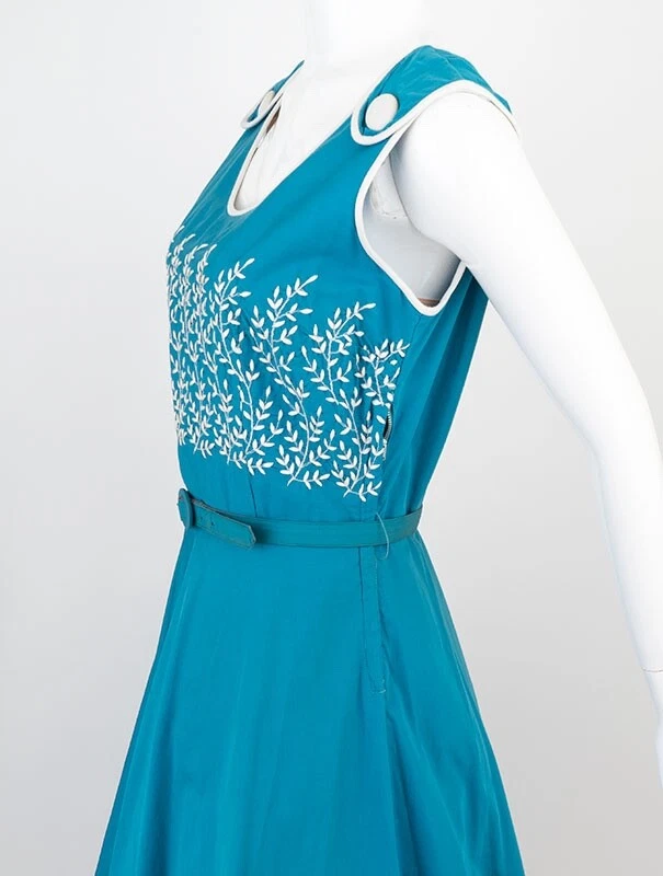 Adorable vestido de sol vintage de los años 50 con algodón brillante y maravilloso encogido de hombros B 38" W 30 Foto 2 de 4