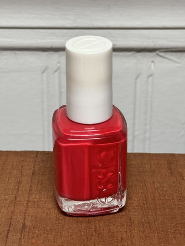 Essie Nagellack „Ole Caliente“ #789 – Limitierte Farbe Aus Der Frühling Kollektion 2012, USA-Version