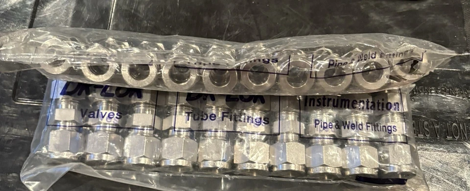 DK-Lok 3/8 pulgadas Tubo OD Unión - 316SS Doble Virola Tubo Montaje Fábrica Nuevo Foto 2 de 3