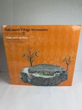 Department 56 Halloween Village Foggy Point Platform 809379 w/ Fogger Adapter