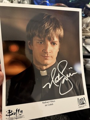 Nathan Fillion signed 10x8 Autogramm Foto - FIREFLY - Buffy - Angel - CALEB
