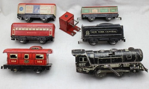 1939 Marx 897 Key-Wind Tin Litho Train- 5 Cars, Switche, Track, Key.