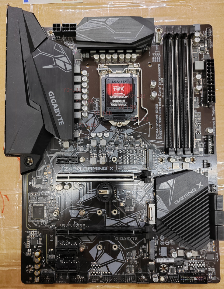 Gigabyte Z490 GAMING X Motherboard ATX LGA1200 Supports 10th 11th