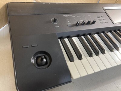 Korg Krome-61 Keyboard Synthesizer with Power Cable Used