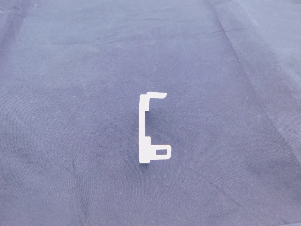 SUZUKI FUEL PUMP HOLDER HAYABUSA GSXR 600 750 SV1000 SV650 OEM SEE FITMENT - Image 2 of 4