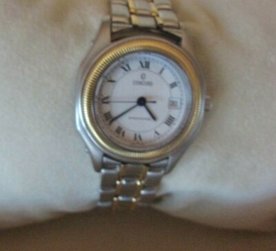 ELEGANT ** Ladies Concord Steeplechase SS & 18kt Watch  display picture 2