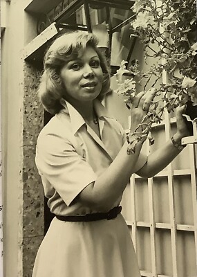 MIRELLA FRENI,3 Ellinger-Fotos,1 privat,2 Rollenfotos,Salzburger Festspiele