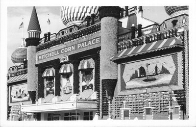Mitchell Corn Palace Front Entrance Mitchell South Dakota 1950s RPPC Postcard