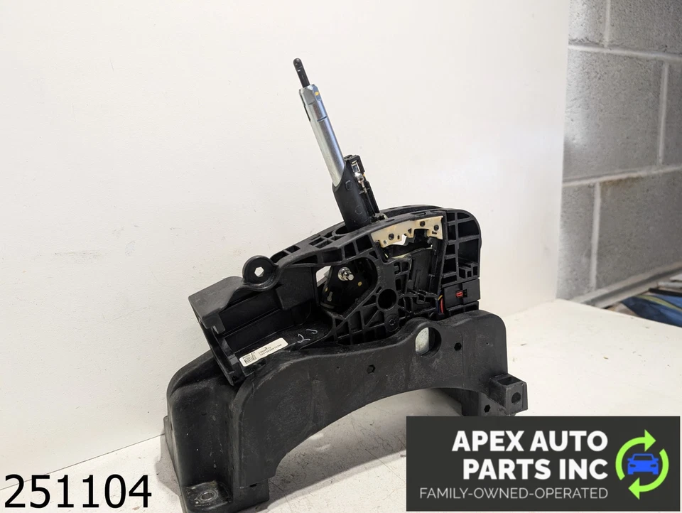 OEM 2017 Chevrolet Malibu 1.5L Floor Shifter Foto 2 de 4