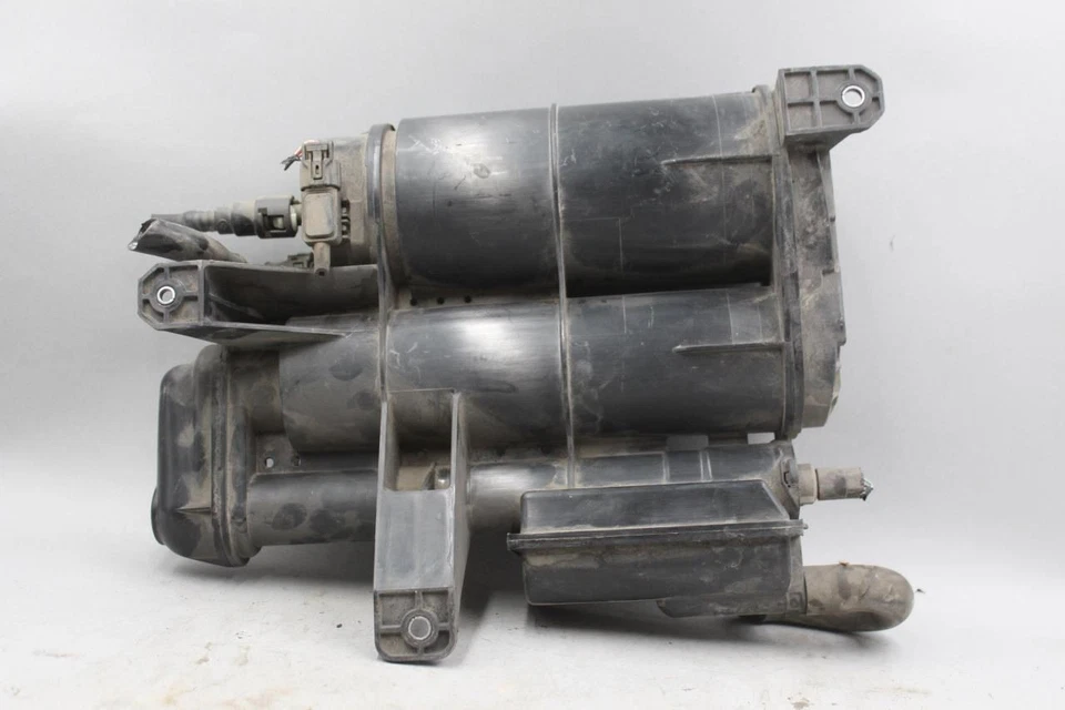 2017-2021 Honda Civic Fuel Vapor Evaporator Emission Canister OEM #40151 - Image 2 of 3